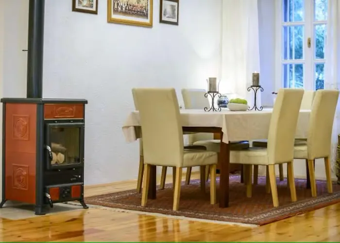 Mara فيلة Dubravka